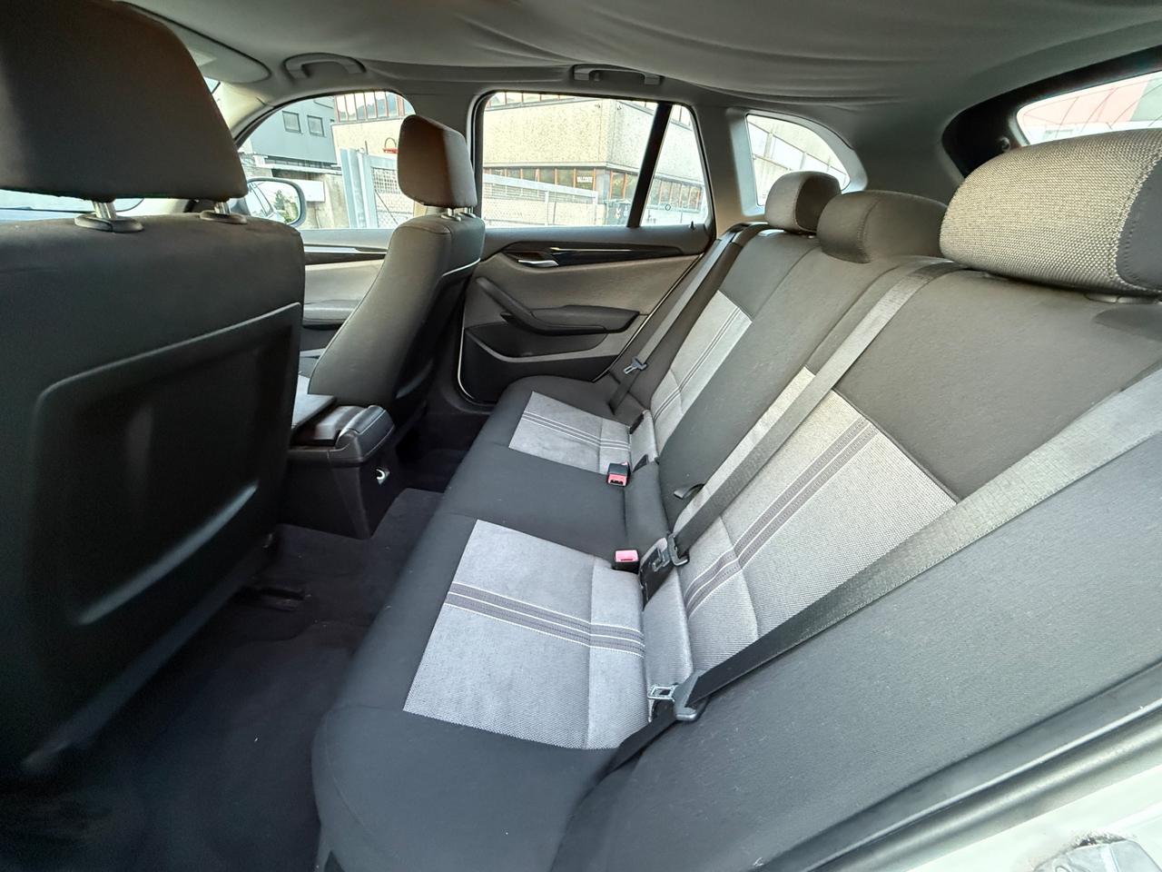 Bmw X1 xDrive20d Futura AUTOM. 2011