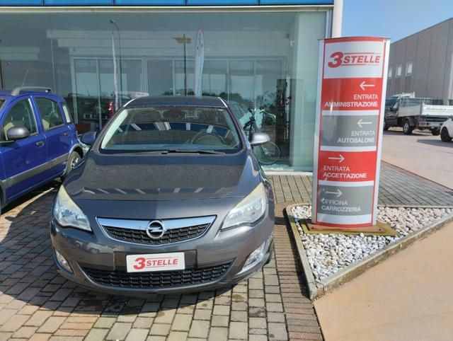 OPEL Astra 1.6 16V VVT 5 porte Enjoy