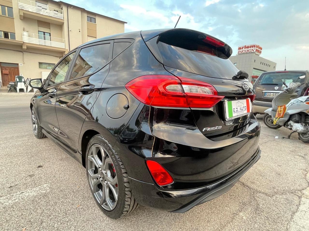 Ford Fiesta 1.0 Ecoboost 100 CV 5 porte ST-Line