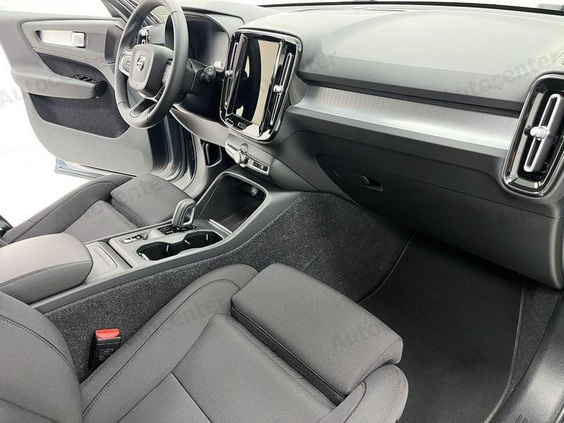 Volvo XC40 XC40 B4 AWD AUT MOMENTUM PRO