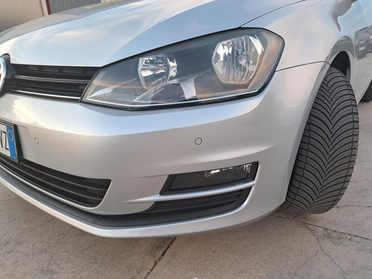 Volkswagen Golf 1.6 TDI HIGHLINE BlueMotion - 2013