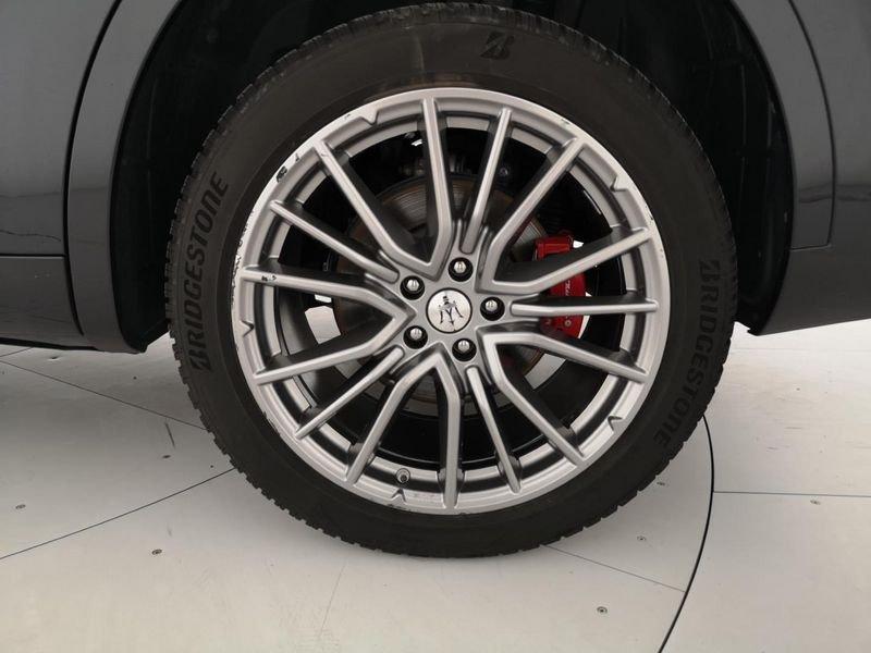 Maserati Levante V6 Diesel 275 CV AWD Gransport