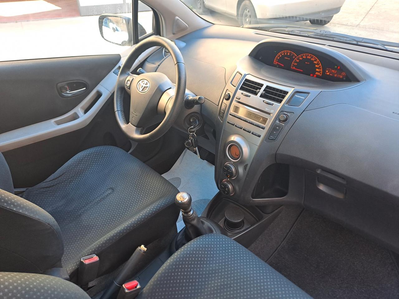 TOYOTA YARIS 1.3 BENZINA *OK NEOPATENTATI*