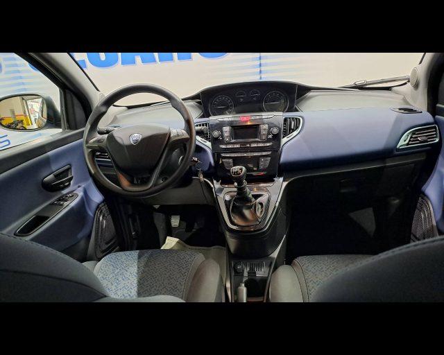 LANCIA Ypsilon 1.0 firefly hybrid Platino s&s 70cv