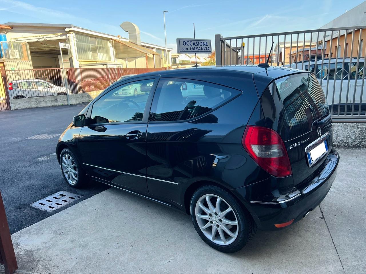 Mercedes-benz CON 12 MESI DI GARANZIA INCLUSA NEL PREZZO