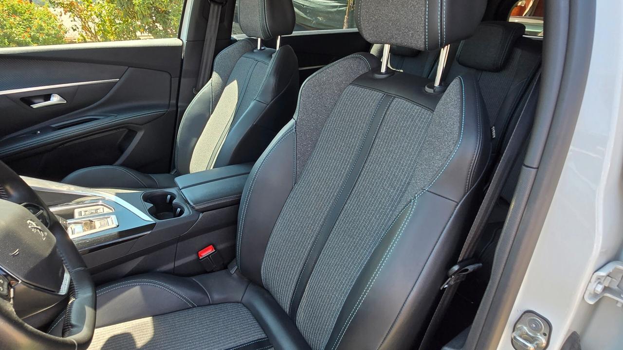Peugeot 5008 BlueHDi 130 S&S EAT8 Allure Pack