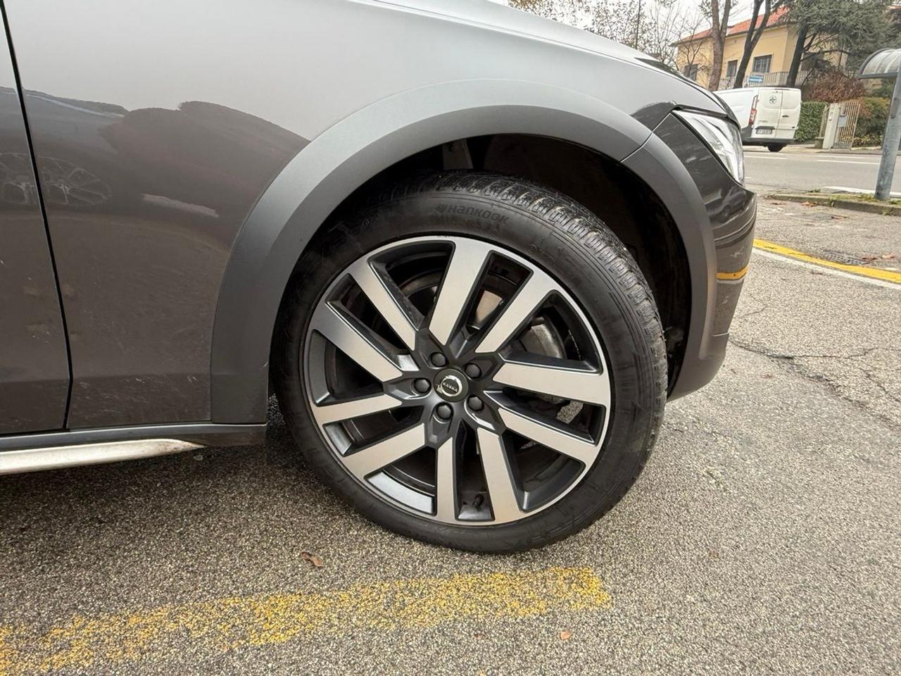 Volvo V90 Business 2.0 #8311