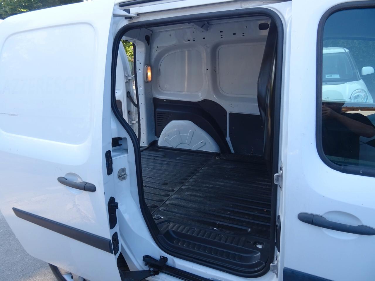 Renault Kangoo 1.5 dCi 75CV F.AP. 4p. Express