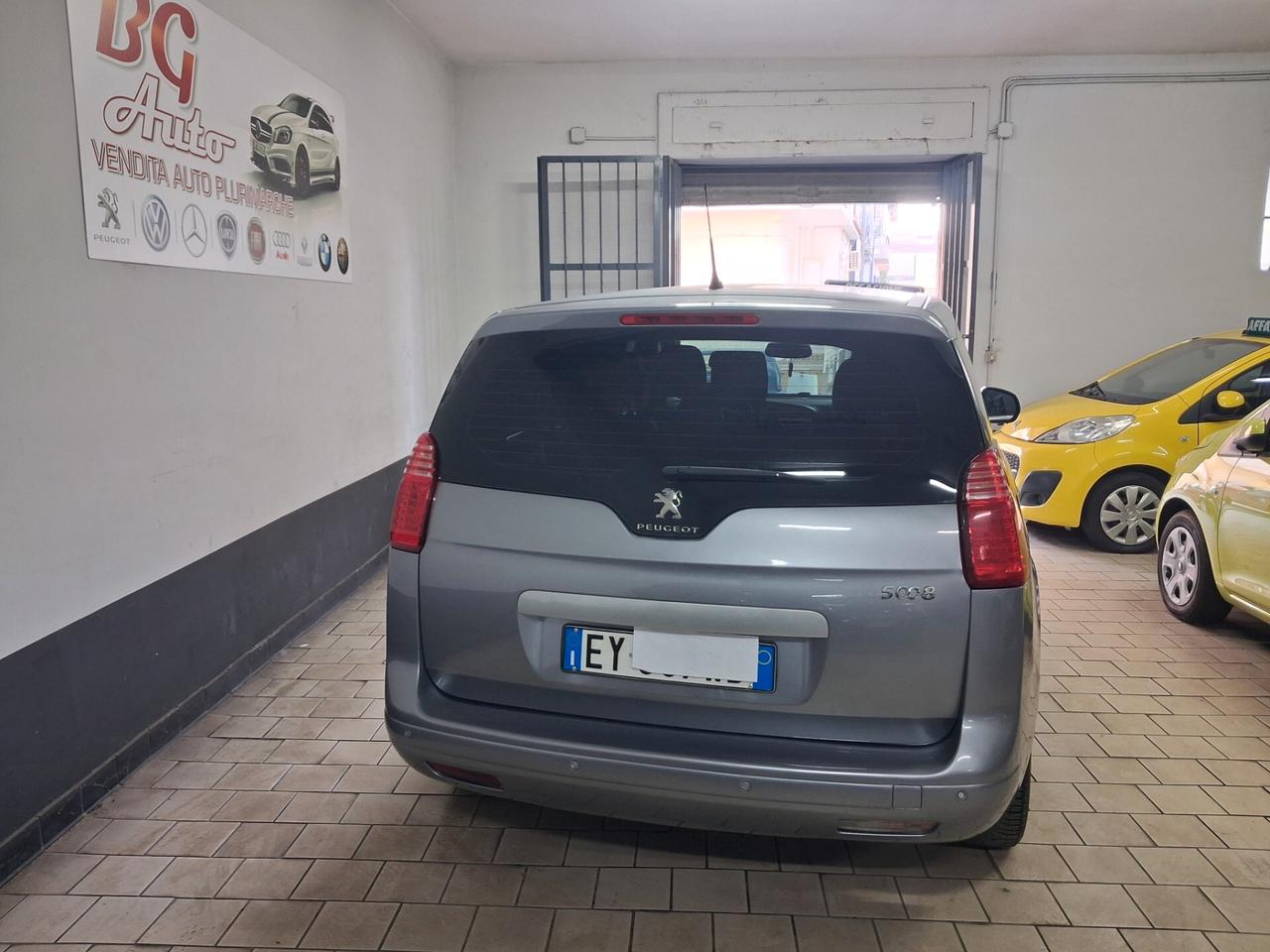 Peugeot 5008 1.6 hdi unico prop 7 posti 2015