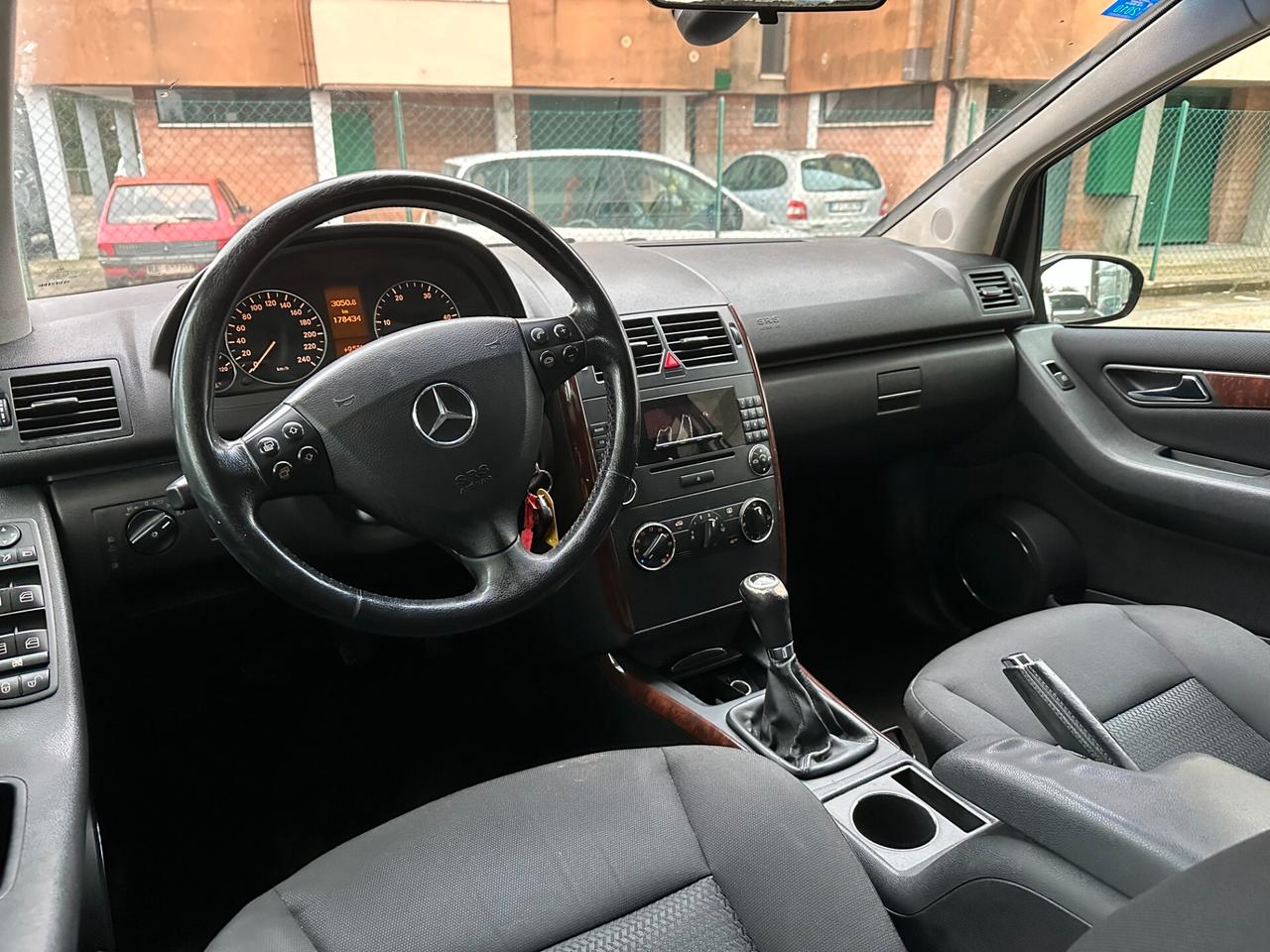 Mercedes-benz A 180 CDI Elegance (12 RATE)