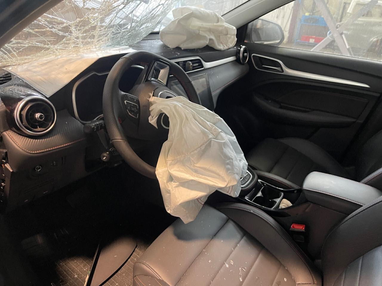 Mg ZS 2023 1.0T-GDI aut. Luxury incidentata