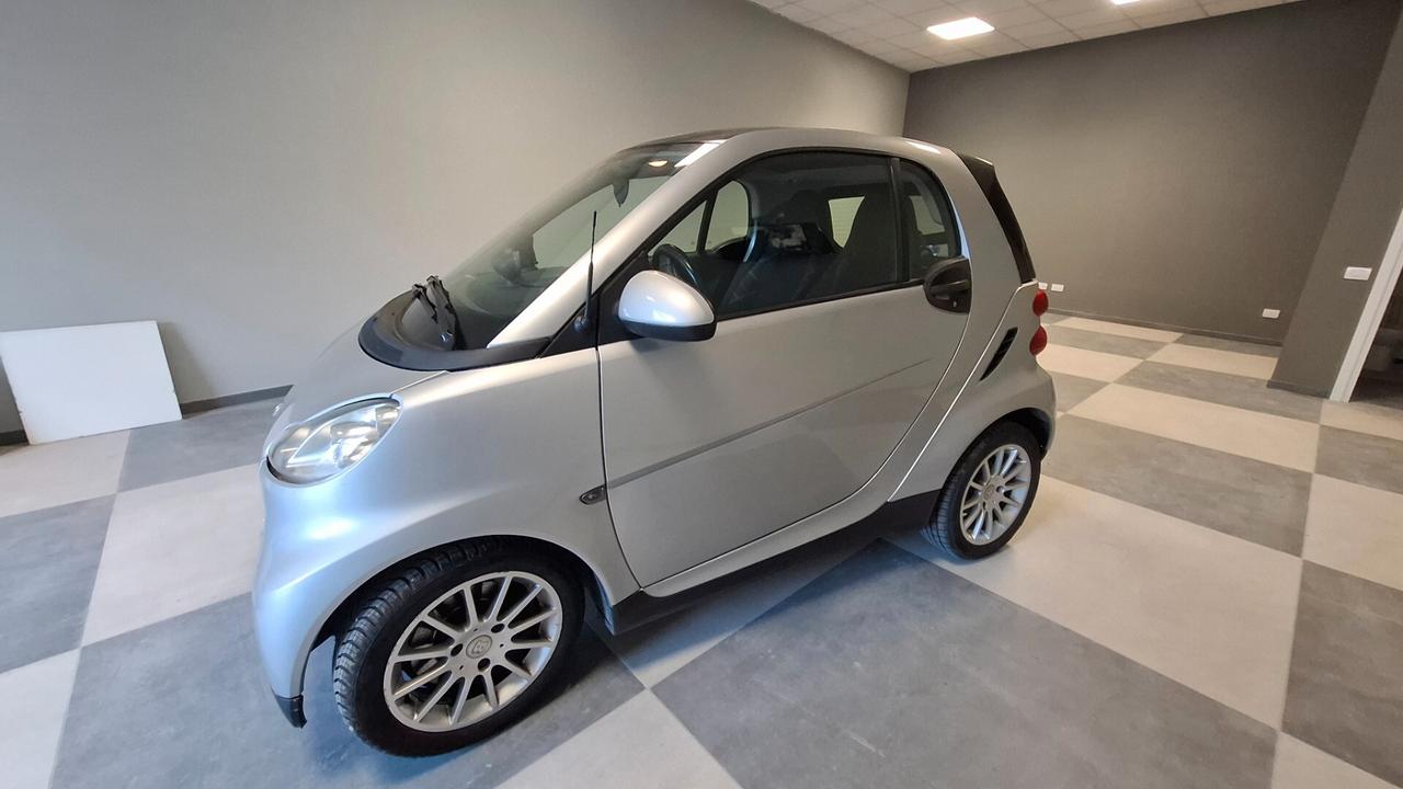 Smart ForTwo 1000 62 kW coupé pulse