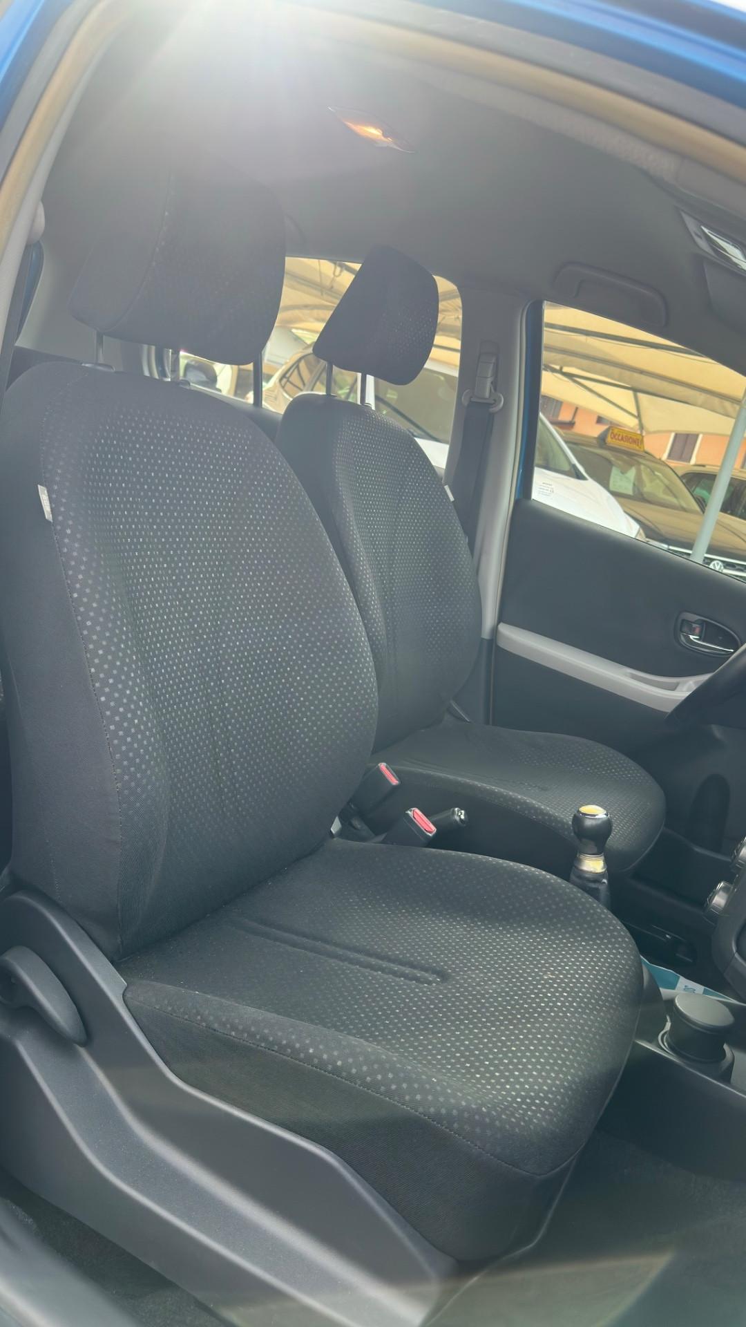 Toyota Yaris 1.0 5 porte
