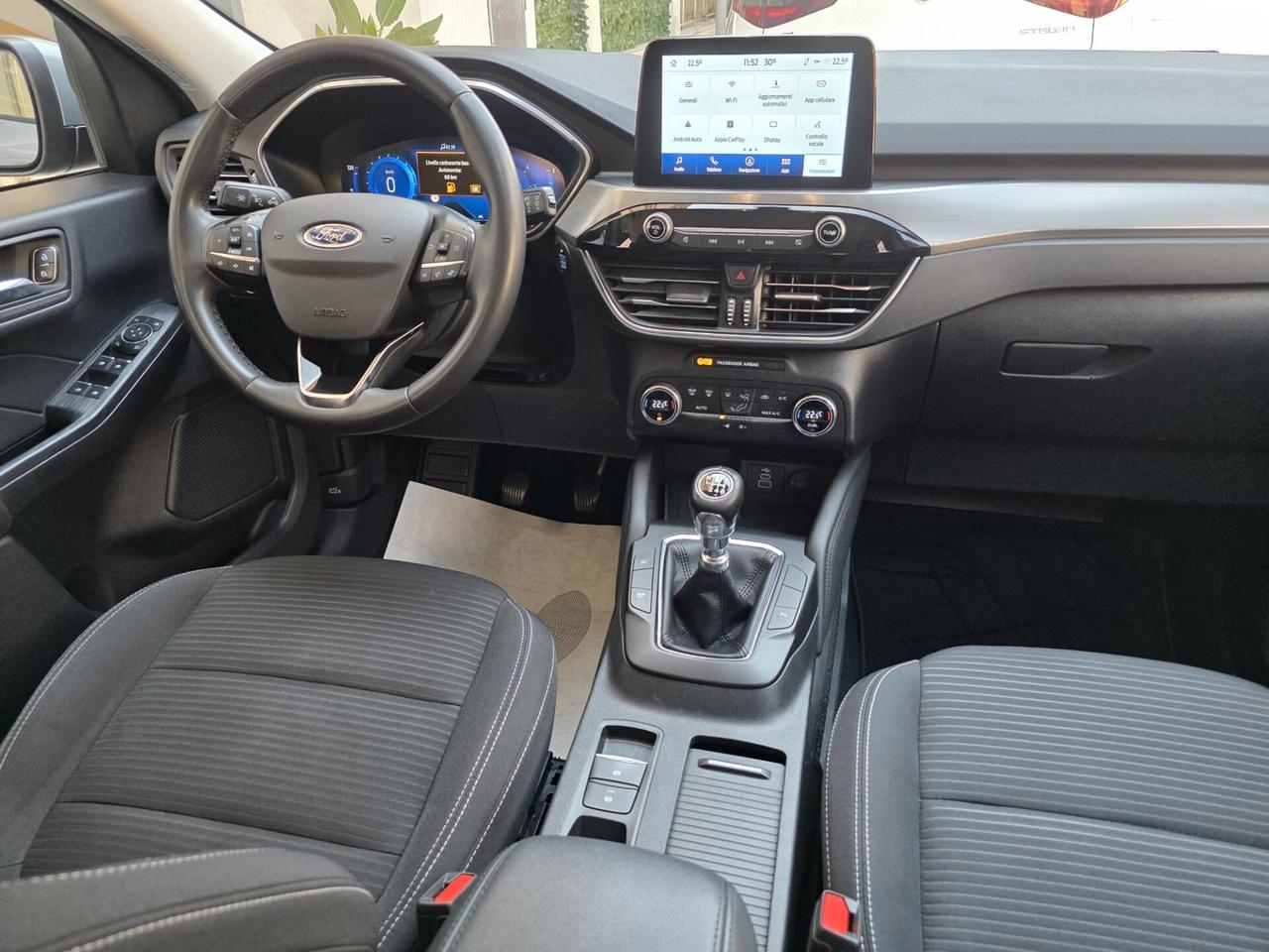 Ford Kuga 2.0 EcoBlue Hybrid 150 CV 2WD Titanium Business / cambio manuale