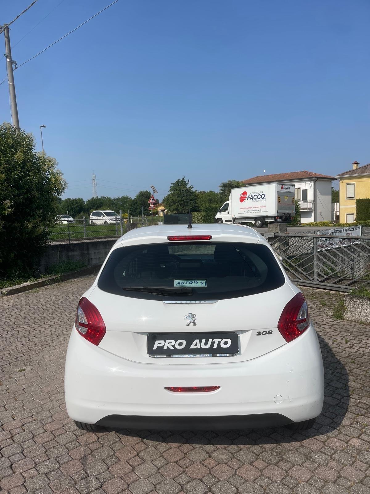Peugeot 208 PureTech CINGHIA NUOVA 85000 Km