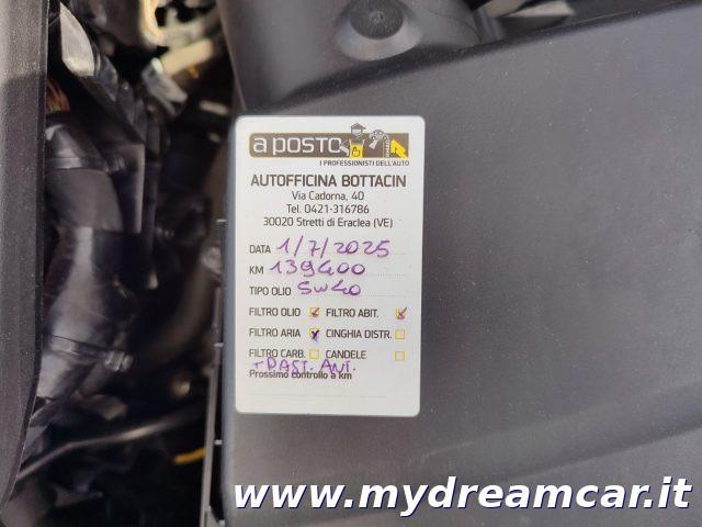 VOLVO XC60 B4 (d) AWD Geartronic Momentum Pro