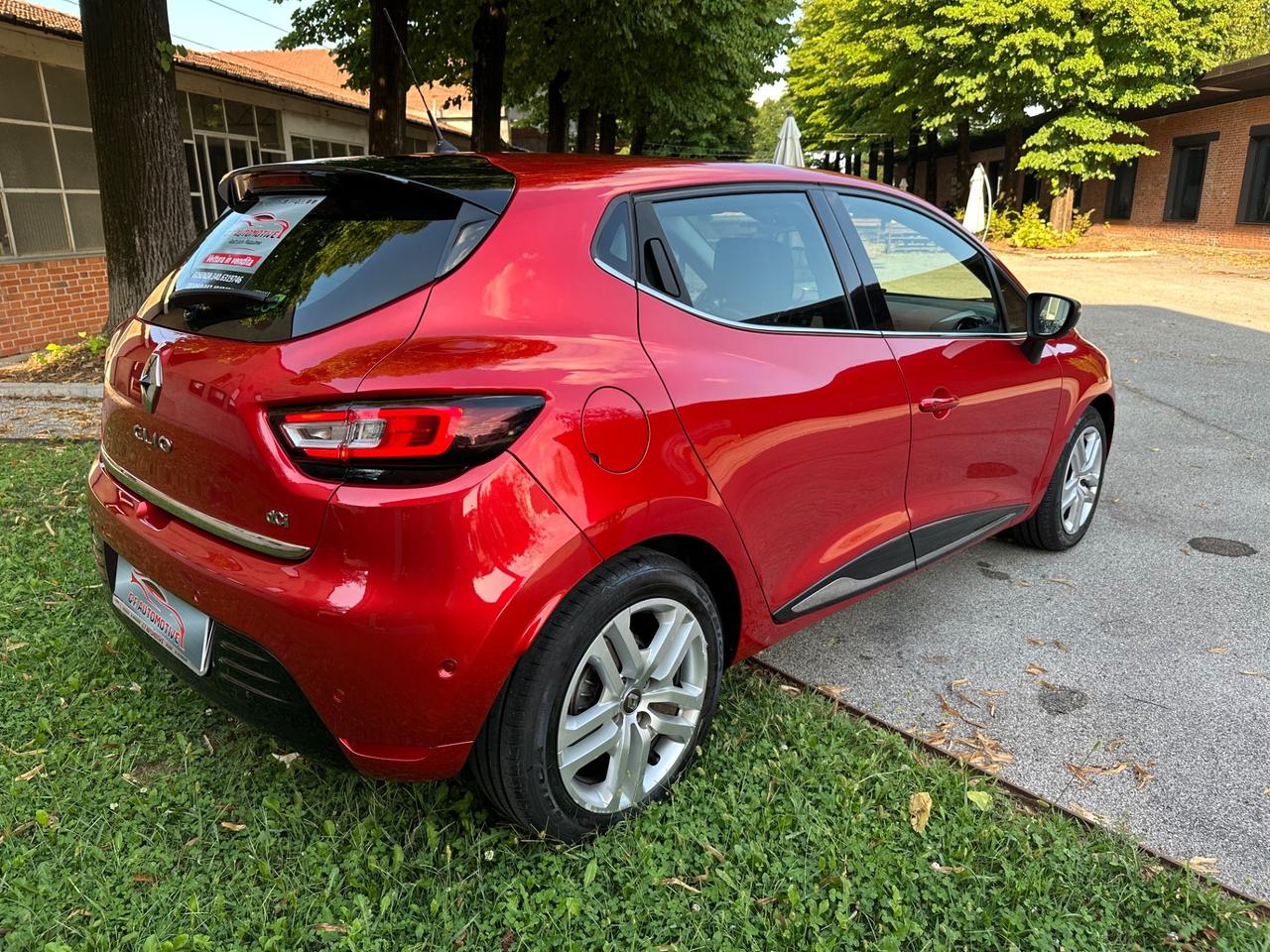 Renault Clio dCi 8V 90CV EDC Start&Stop 5 porte Energy Intens