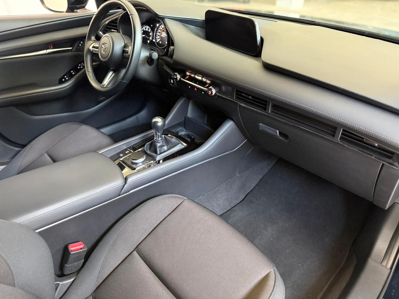 Mazda 3 Mazda3 2.0L e-Skyactiv-G M Hybrid Executive