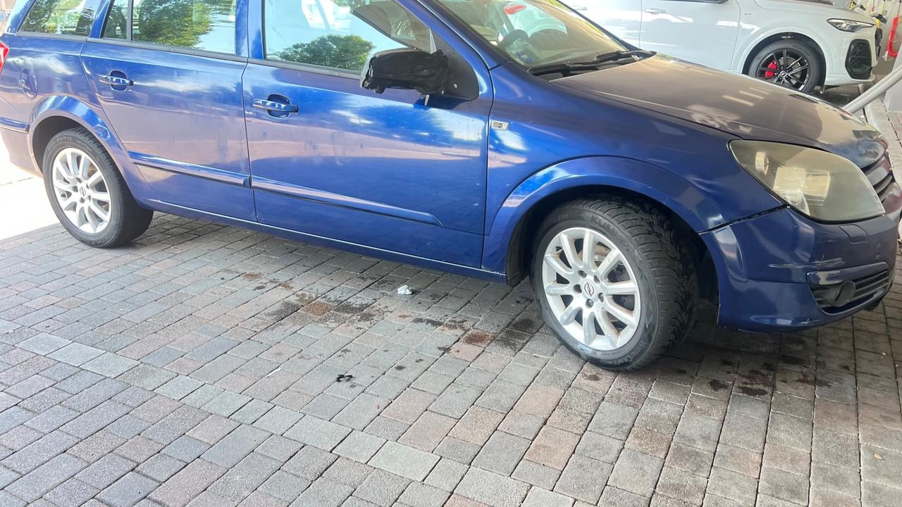 Opel Astra 1.6 16V VVT Station Wagon Club