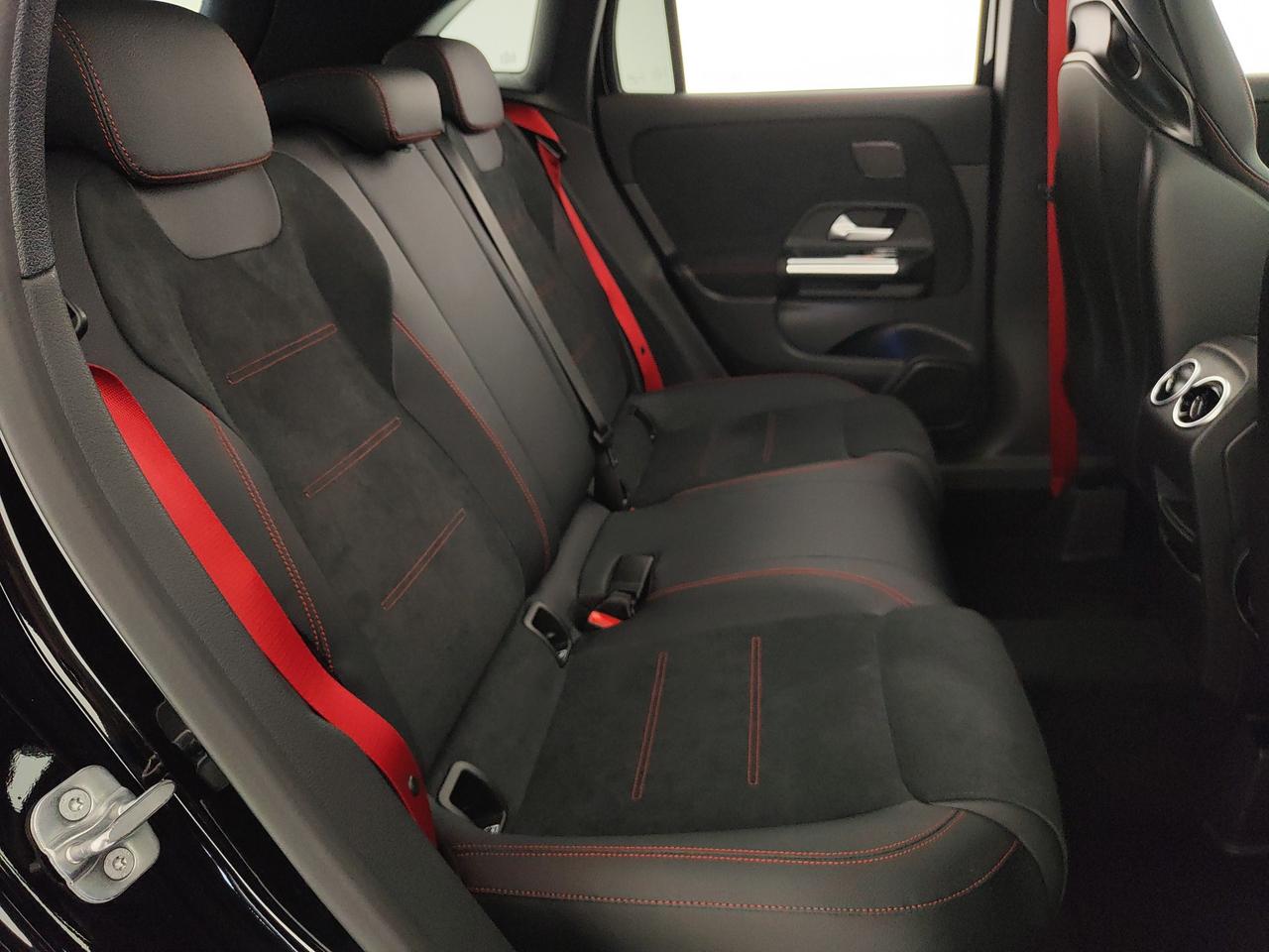 Mercedes-Benz Mercedes-AMG GLA 35 4MATIC