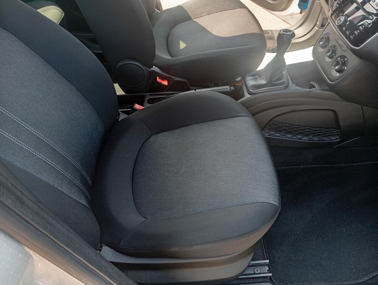 Fiat Punto 1.3 MJT II 75 CV 5 porte NEOPATENTATI OK
