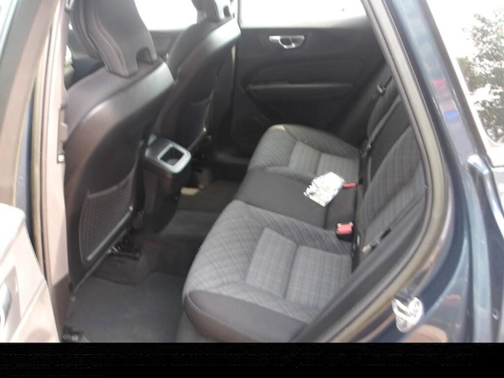 VOLVO XC60 2.0D 197CV B4 (D) AUTOMATIC AWD BUSINESS ( FARI LED - COCKPIT - CRUISE - MIRROR - SENSORI POST. - CERCHI 19 )