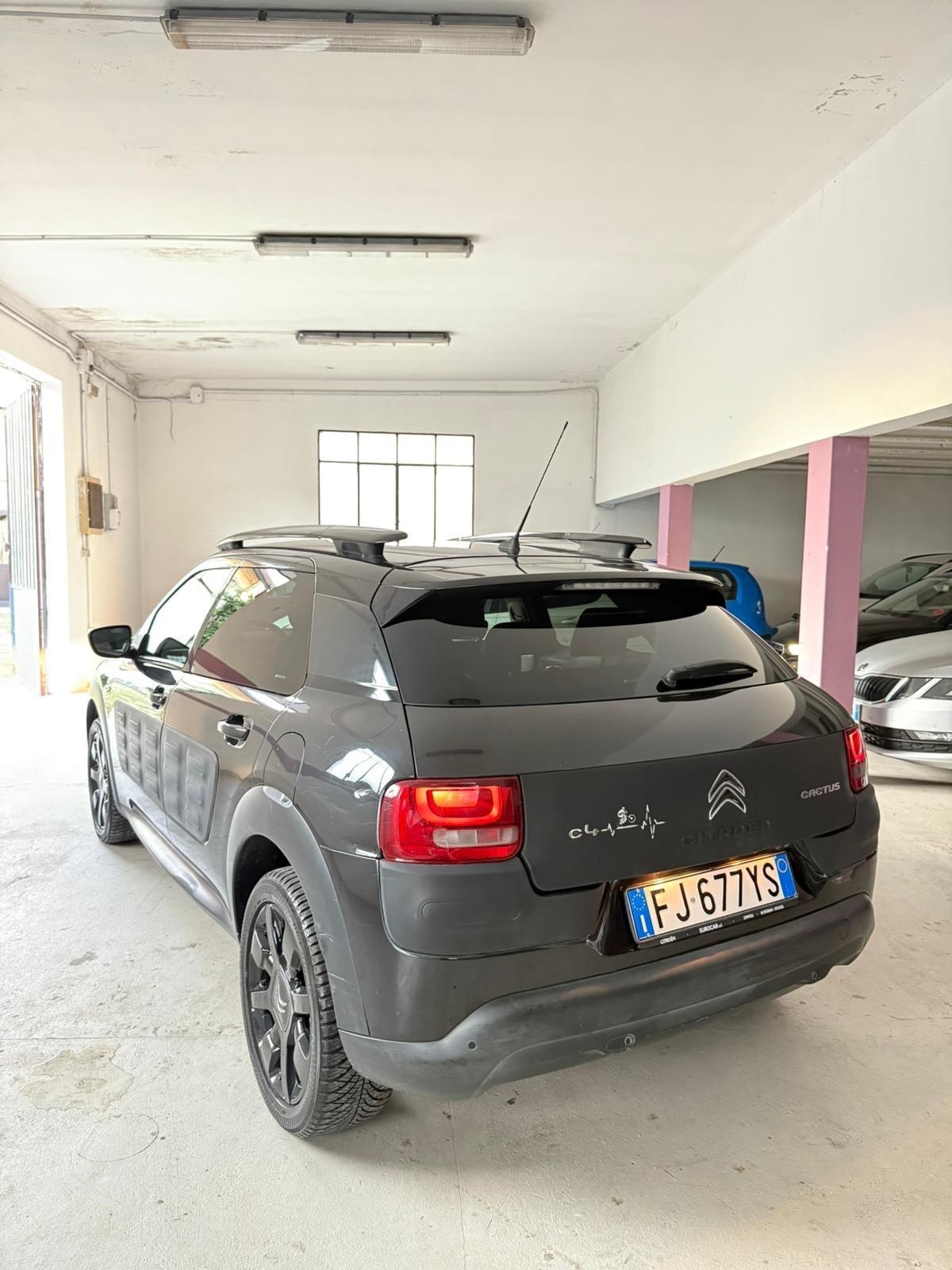 Citroen C4 Cactus PureTech 82 Shine