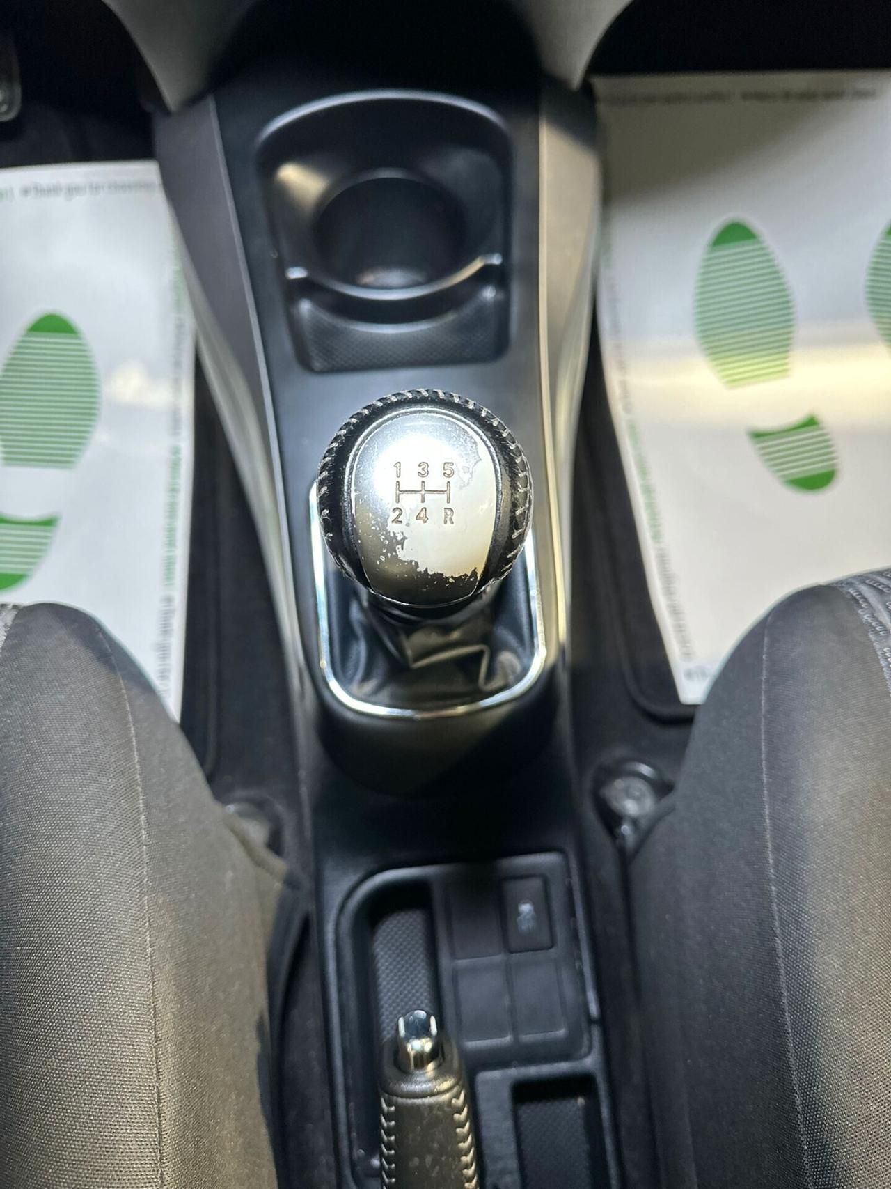 Toyota Yaris 1.0 5 porte Lounge