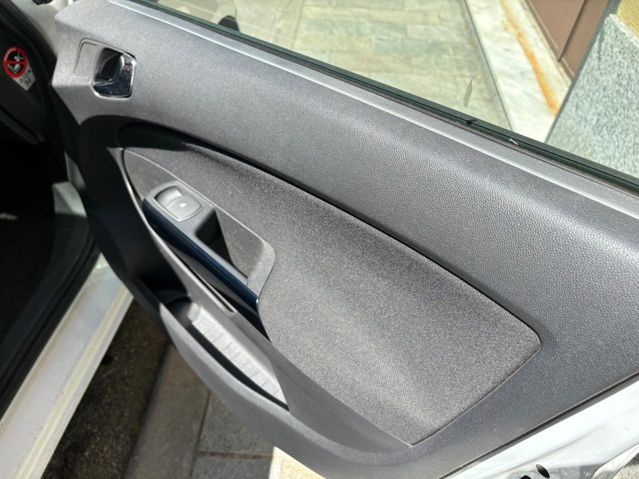Opel Corsa 1.2 85CV 5 porte GPL-TECH Ecotec