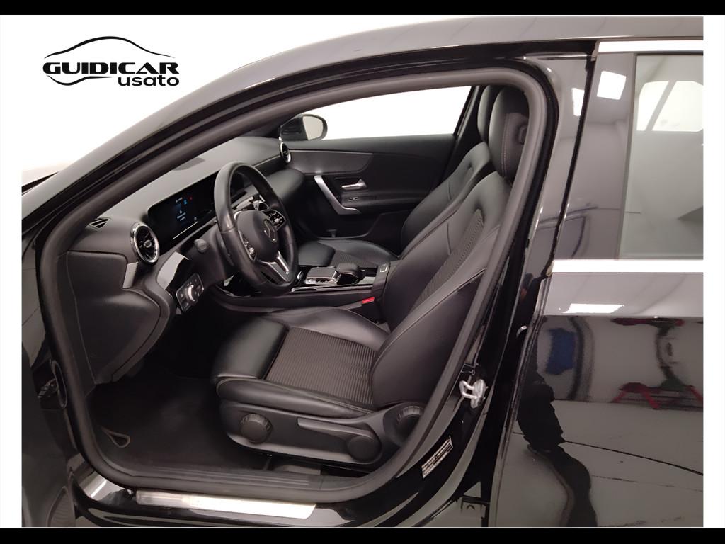 Mercedes-Benz Classe A - W177 2018 - A 180 d Sport auto