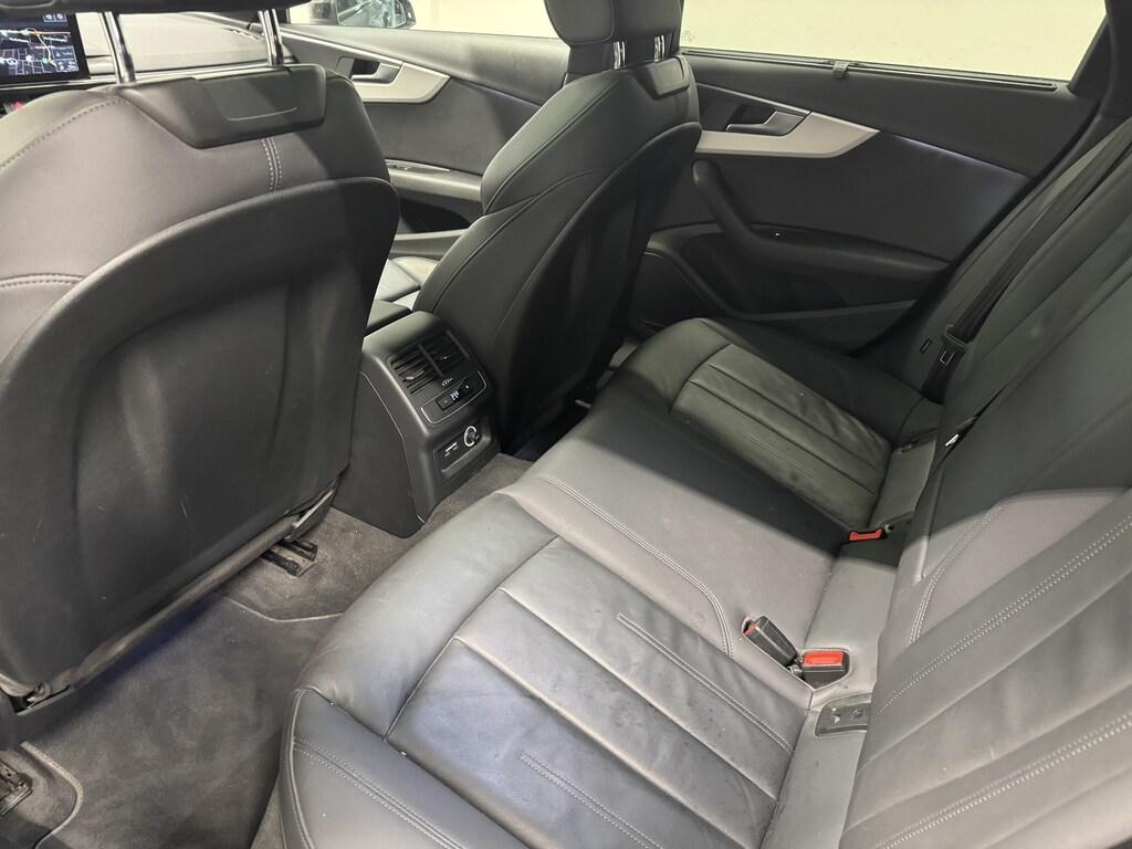 Audi A4 Avant 45 3.0 TDI S line Edition Quattro Tiptronic