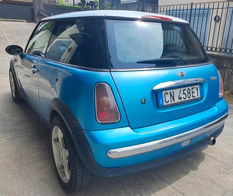MINI COOPER 1.6 GUIDABILE DA NEOPATENTATI