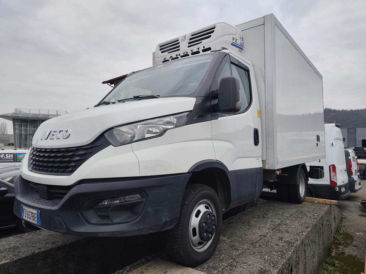 Iveco Daily 35C14 BTor 2.3 HPT PM-RG Cabinato