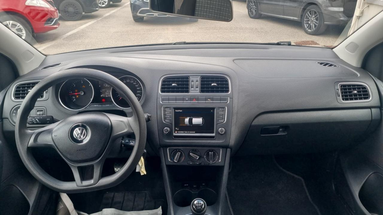 Volkswagen Polo 1.4 TDI 5p. Business-75CV-55-KW-