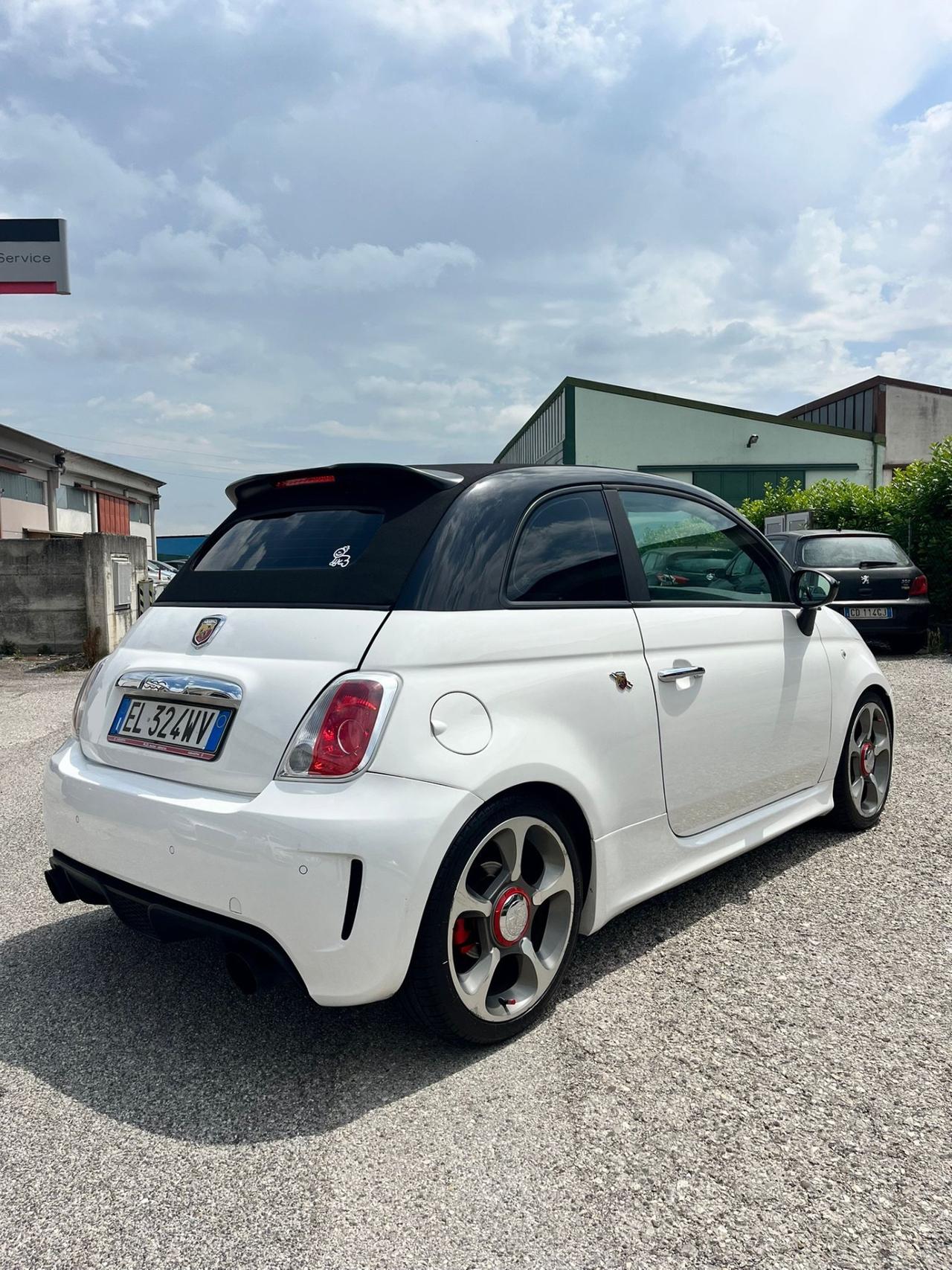 Abarth 500 C 1.4 Turbo T-Jet MTA Bicolore