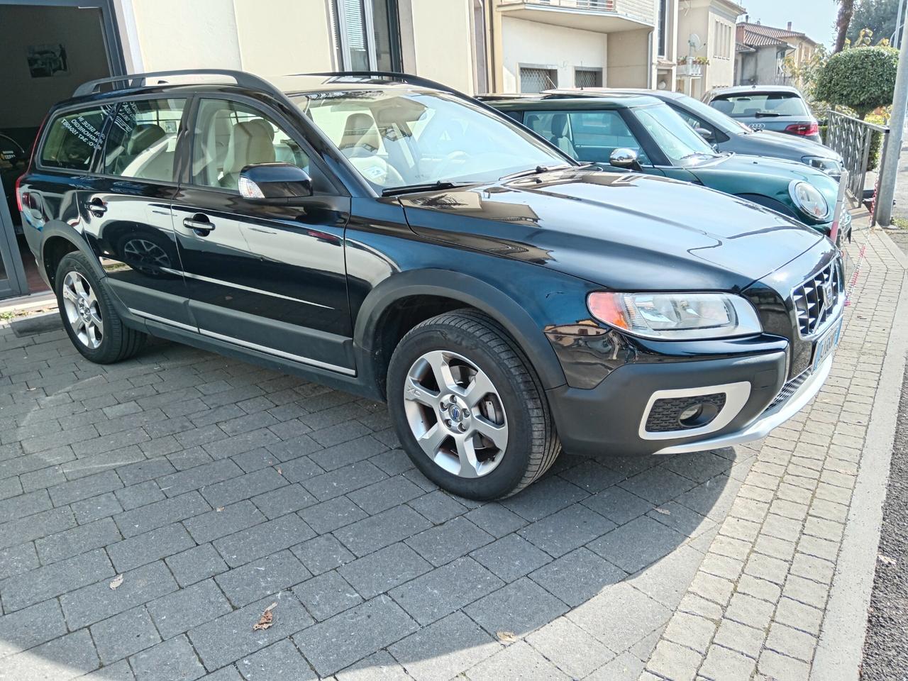 Volvo XC 70 XC70 D5 AWD Momentum