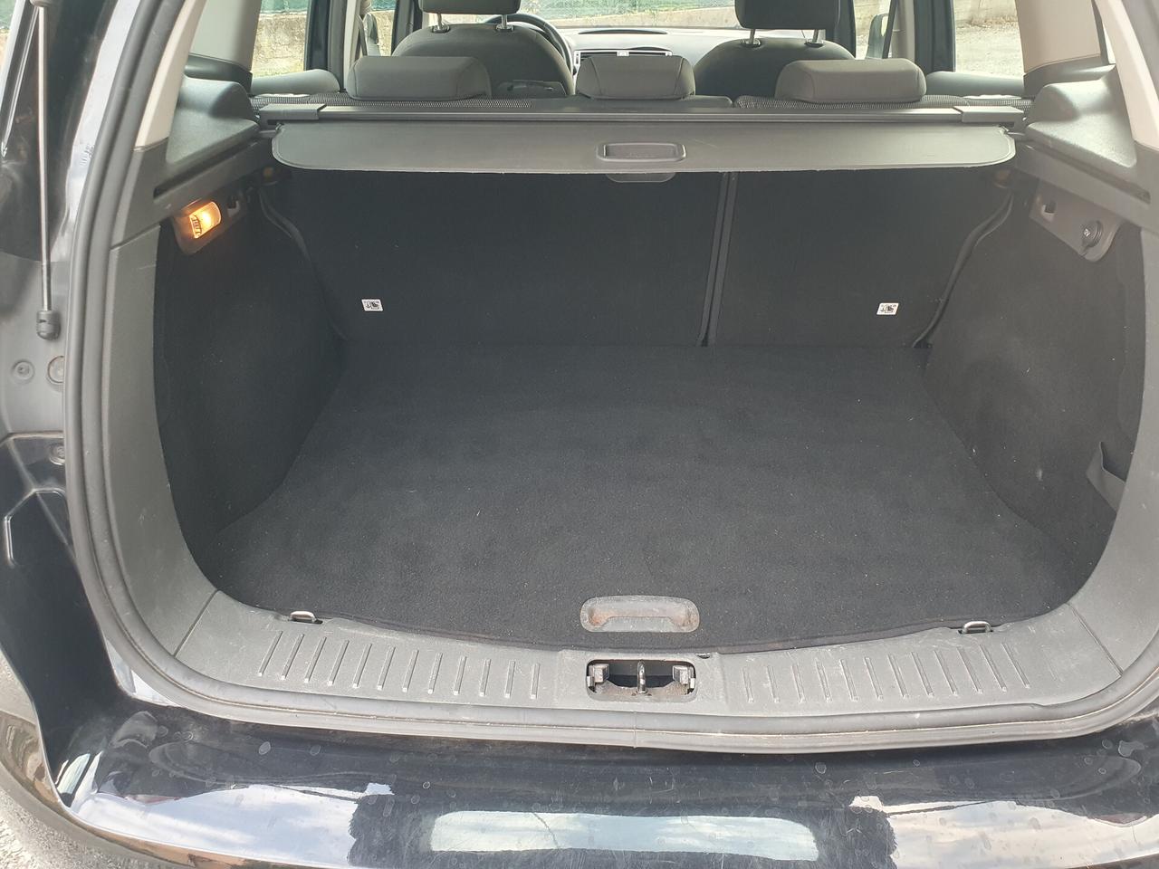 Ford Kuga 2.0 TDCi 140 CV 2WD Titanium