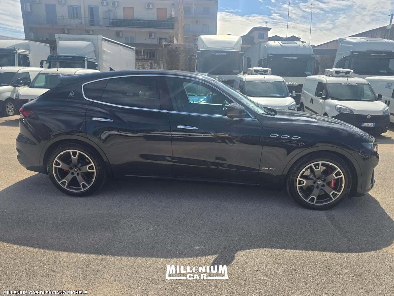 MASERATI LEVANTE 3.0BENZ 350CV 2021