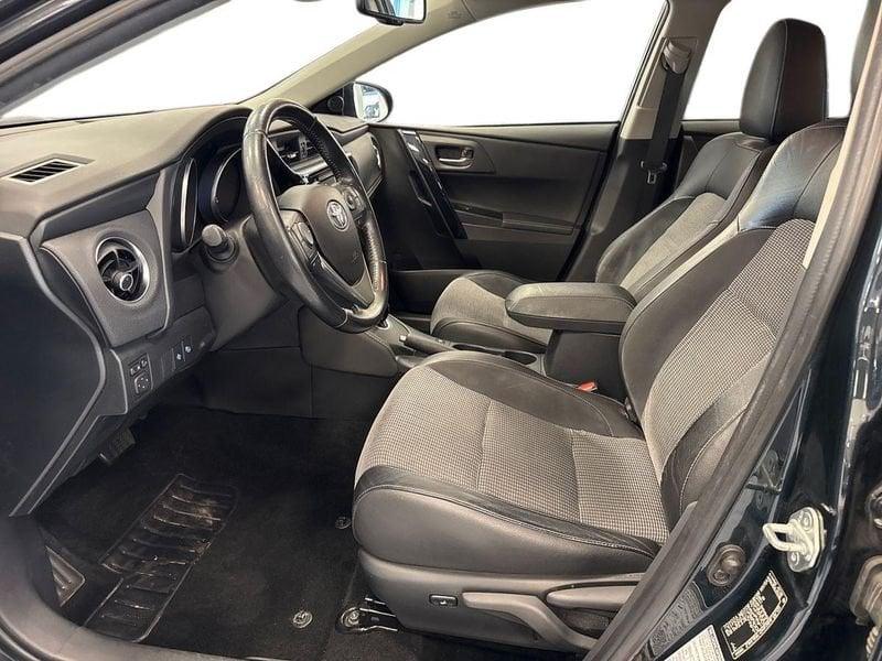 Toyota Auris Hybrid Lounge