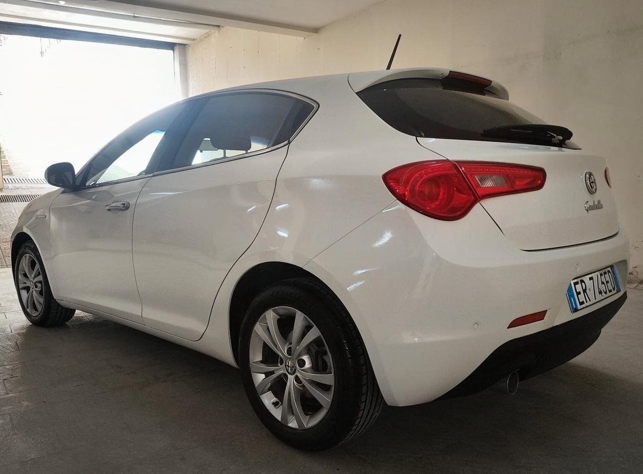 Alfa Romeo Giulietta 1.6 JTDm-2 105 CV Distinctive - km 52000