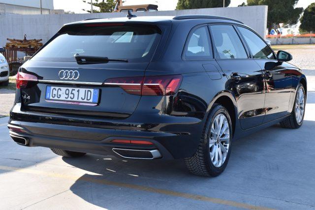 AUDI A4 Avant 30 TDI/136 CV S tronic Business