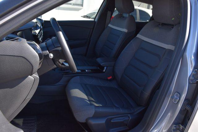 CITROEN C4 PureTech 130 S&S Shine