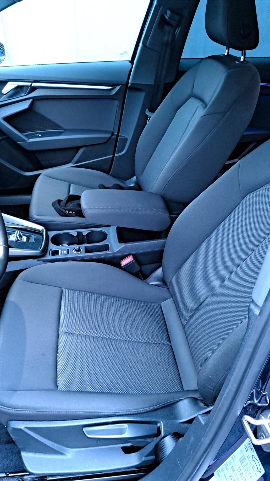 Audi A3 SPB 30 g-tron S tronic line edition