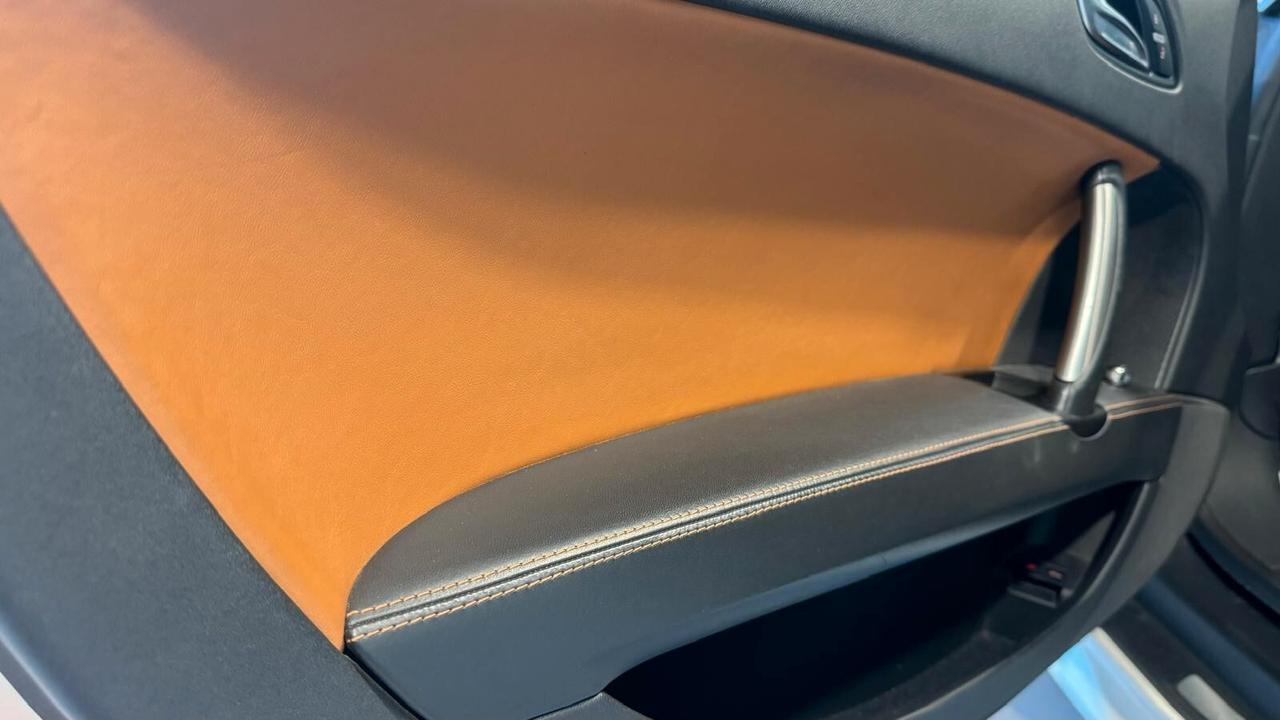 Audi TT Coupé 2.0 TDI quattro Sline/Advanced plus/pelle/xeno/19''