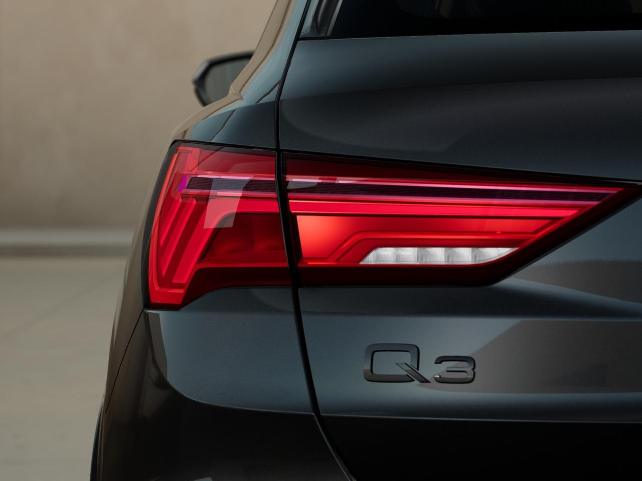 Audi Q3 35 1.5 tfsi evo2 identity black s tronic