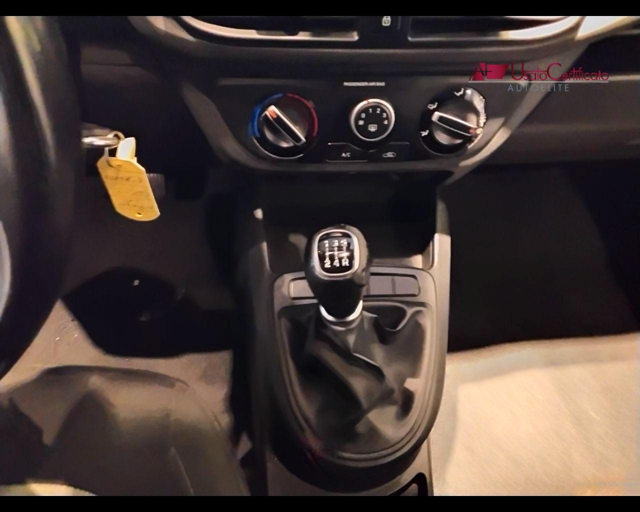 HYUNDAI i10 1.0 MPI Advanced