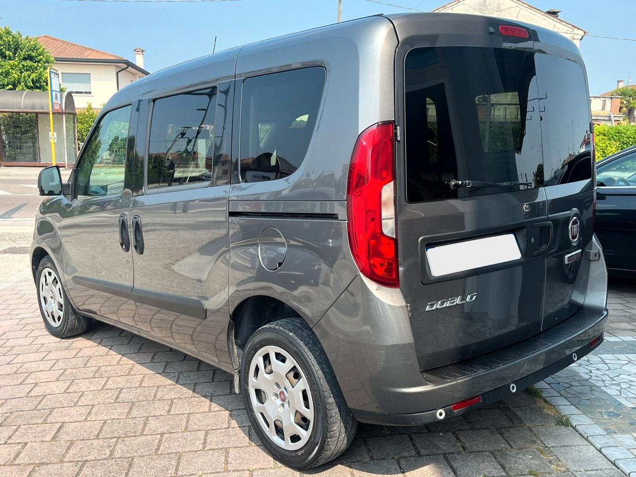 FIAT DOBLO' CH1 LOUNGE 1.6 Mjet 120cv E6D N1
