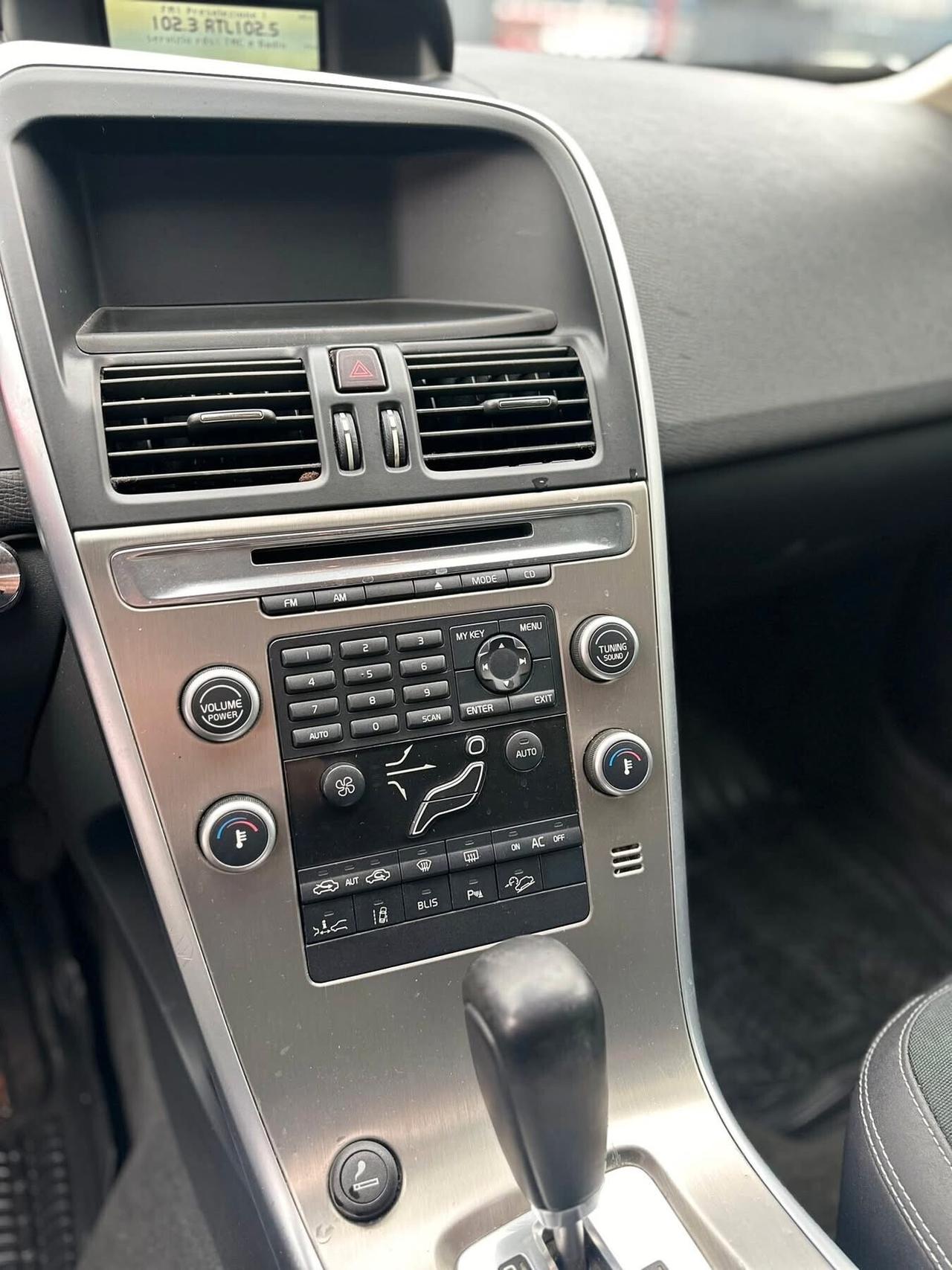 Volvo XC 60 XC60 2.4 D 4X4 (AUTOMATICA)