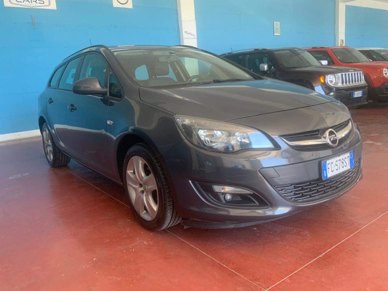 Opel Astra 1.4 Turbo 140CV Sports Tourer GPL Tech Elective