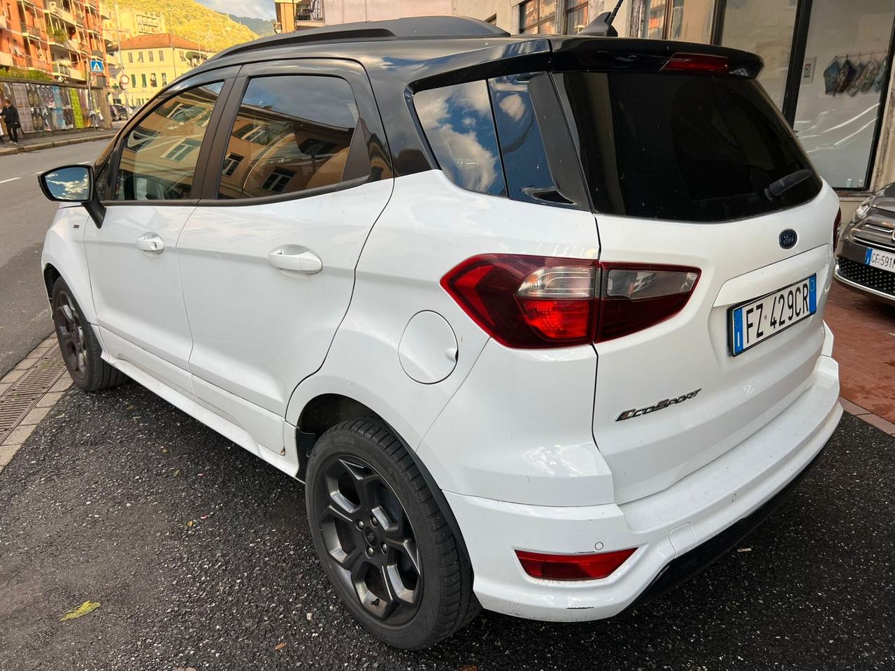 Ford EcoSport 1.5 Ecoblue ST-Line Black Edition s